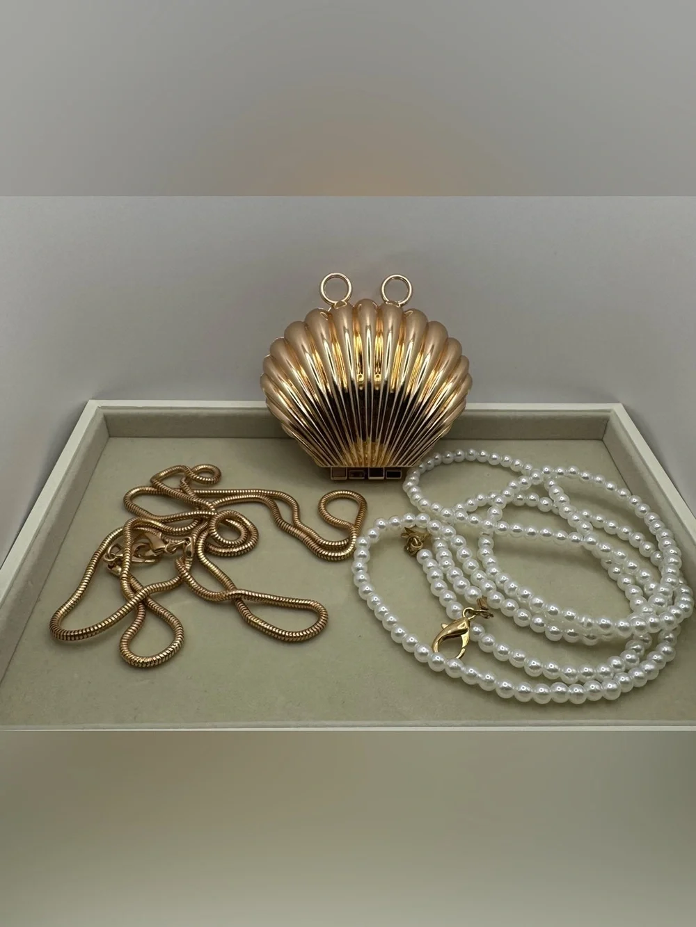 Mini 3D Seashell Clutch Crossbody with Chain or Faux Pearl Strap Rose Gold Tone